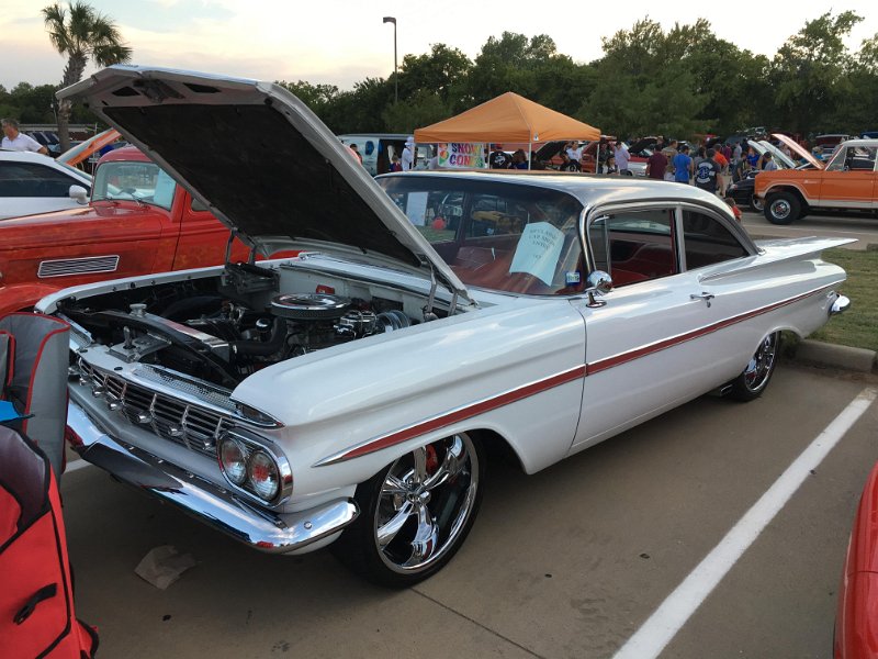 20180902 193730 - Fat Daddys Car Show.jpg